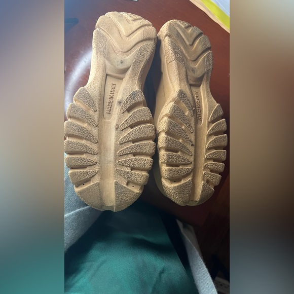 TOPSHOP Cloud Chunky Sneakers - Picture 2 of 5